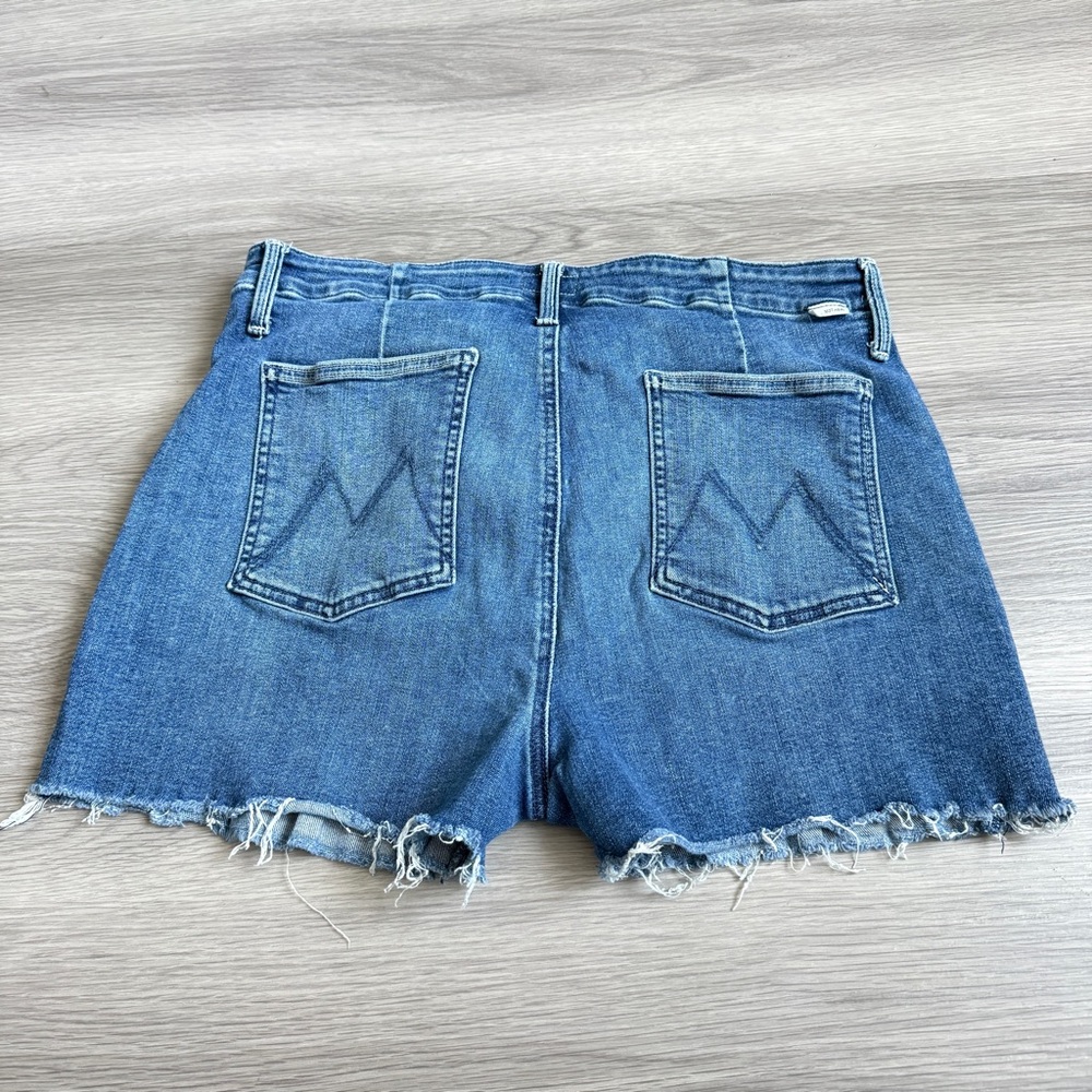 MOTHER Shaker Chop Short – Groovin’ Wash | Size 31 - Picture 7 of 11
